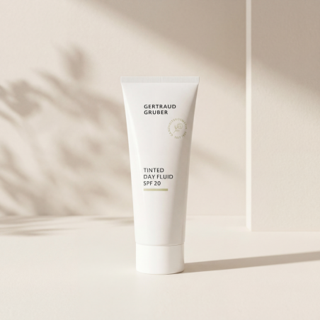 Tinted Day Fluid SPF 20